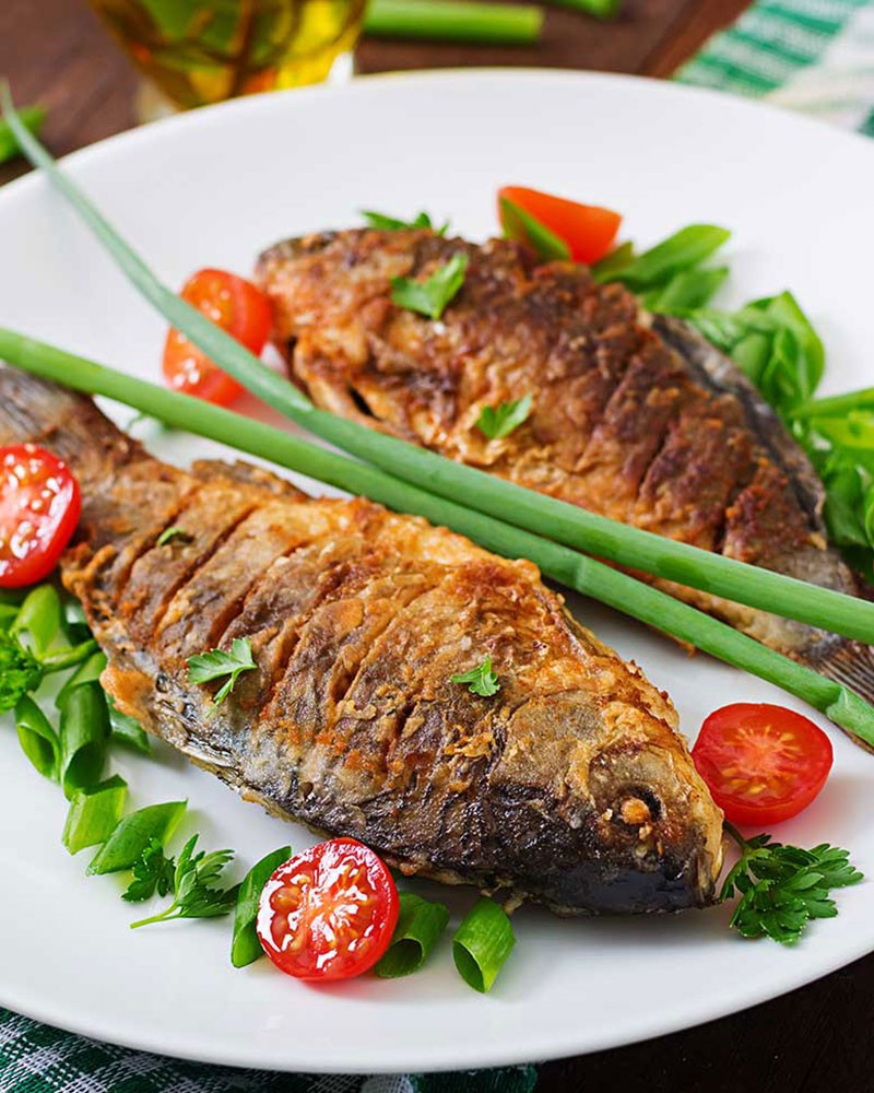 Grilled Fried Fish And Fish Creamed Salad Box