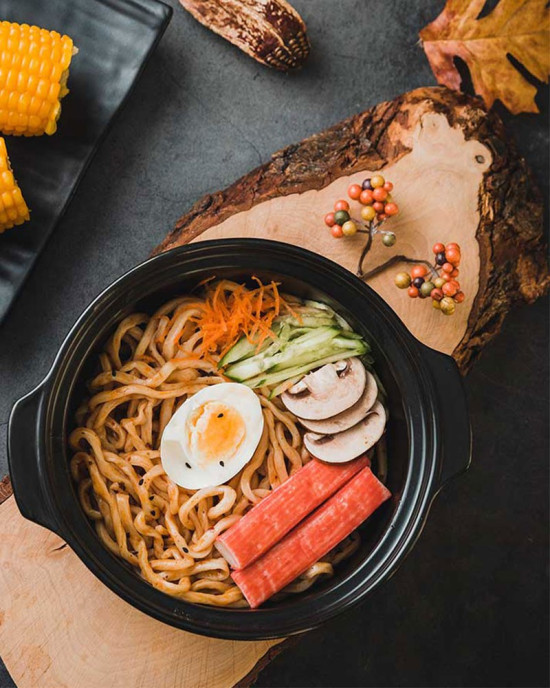 Tonkotsu Organic Whole Wheat Noodles Pork Bones